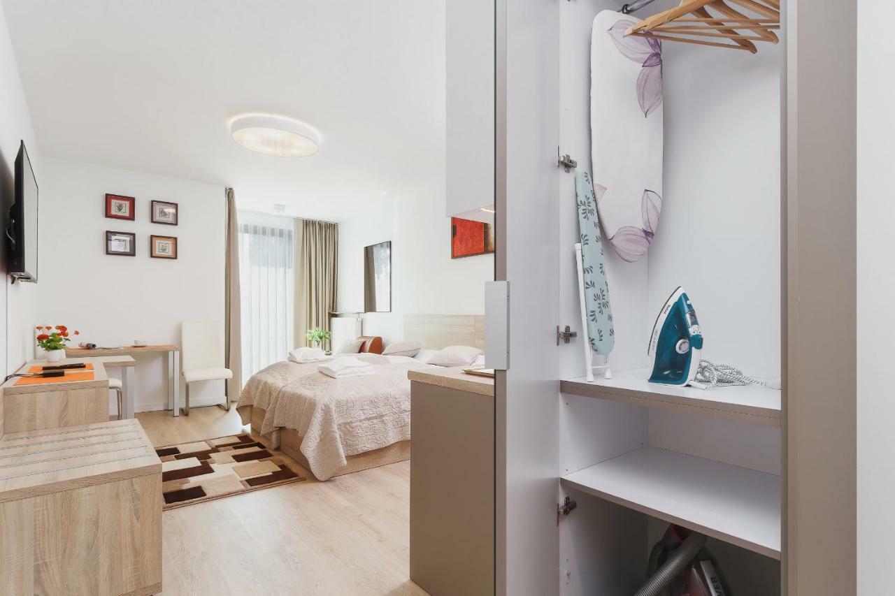 Rajska 3 By Renters Apartment Krakau